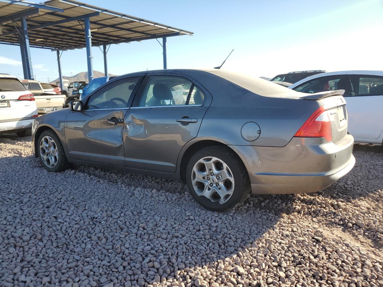 2011 Ford Fusion - Image 2