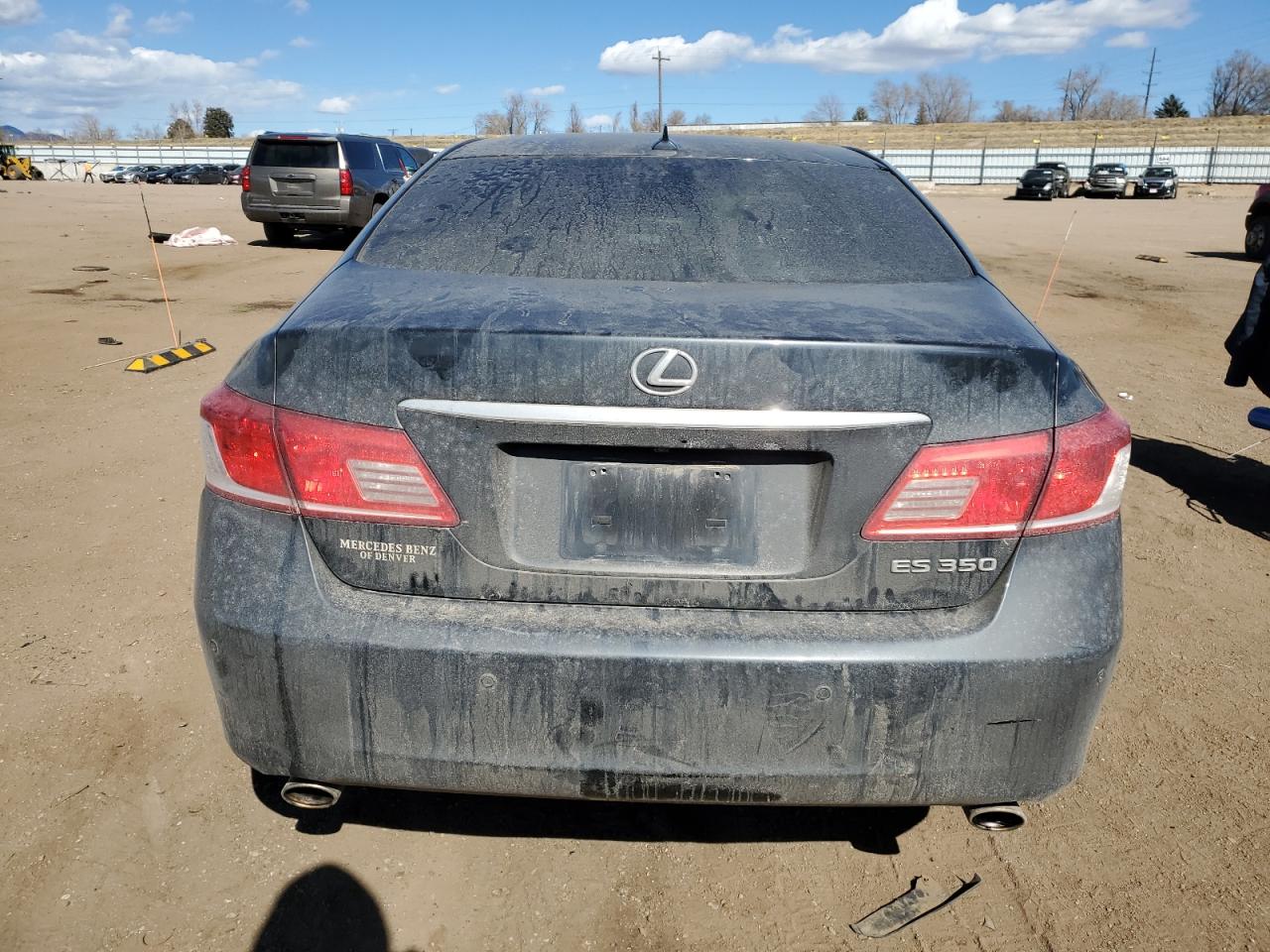 2011 Lexus ES - Image 6