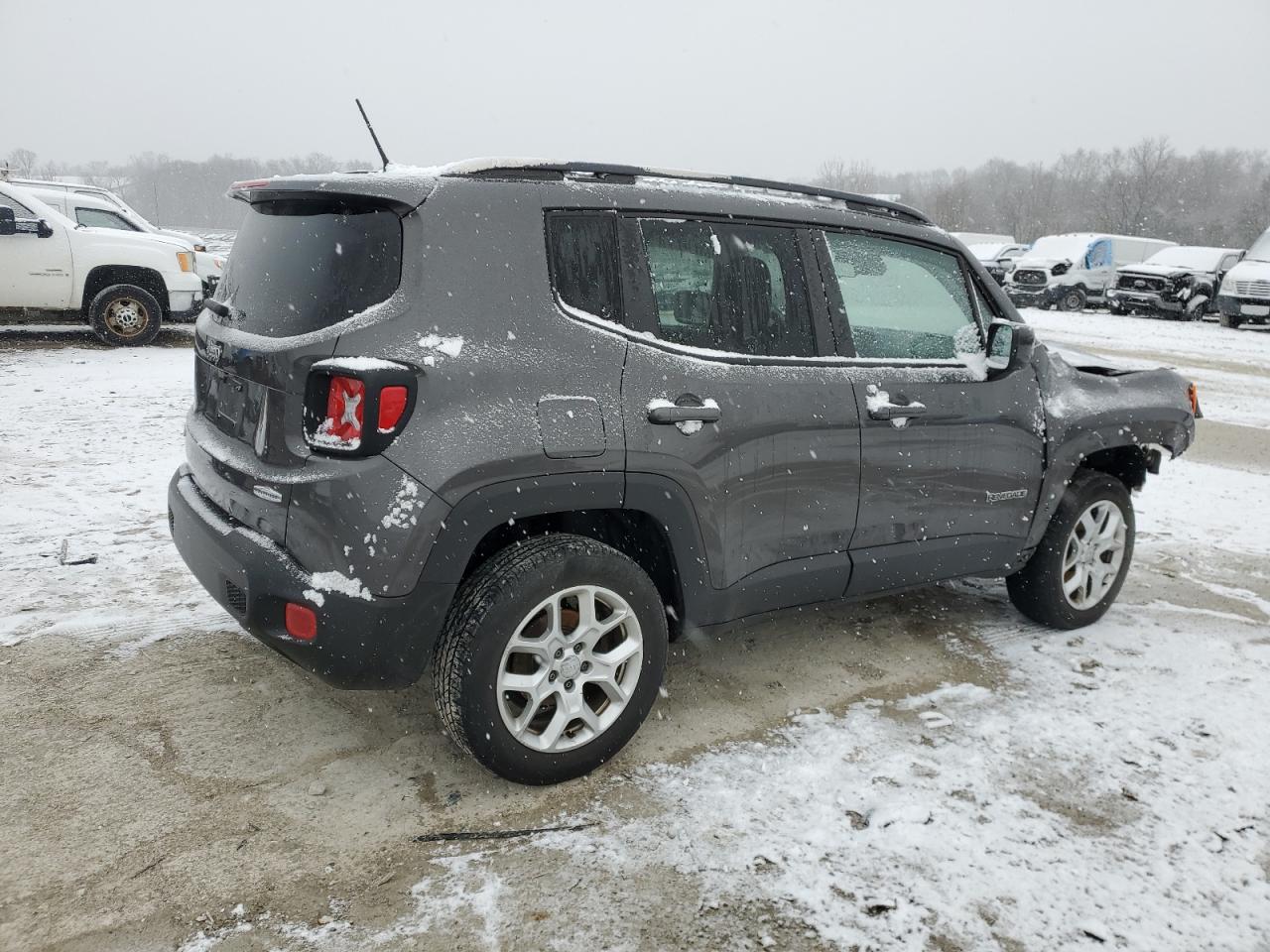 2017 Jeep Renegade - Image 3