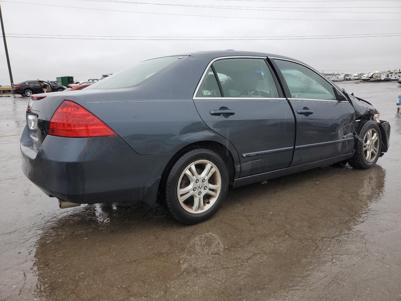 2007 Honda Accord - Image 3