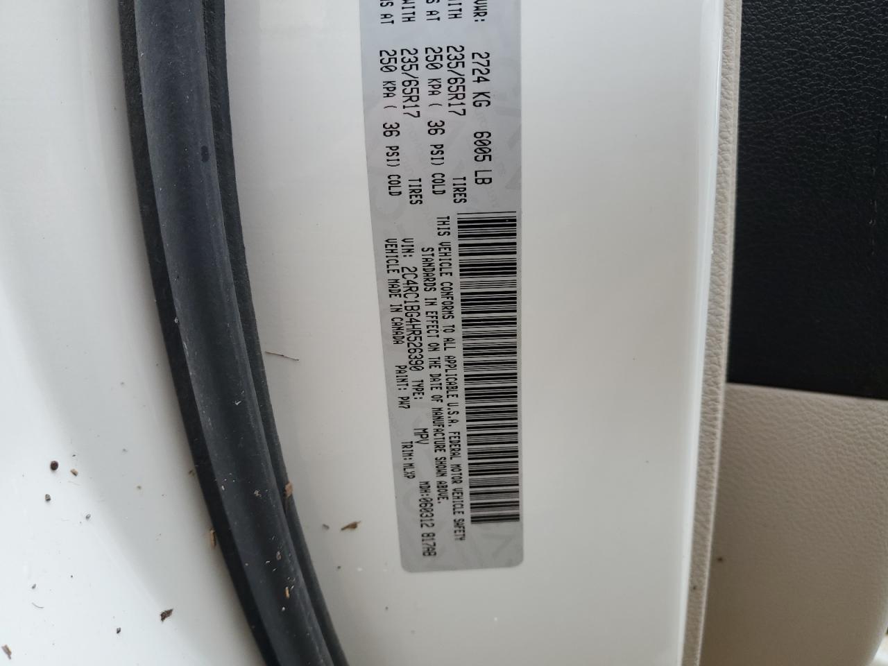 2017 Chrysler Pacifica - Image 13