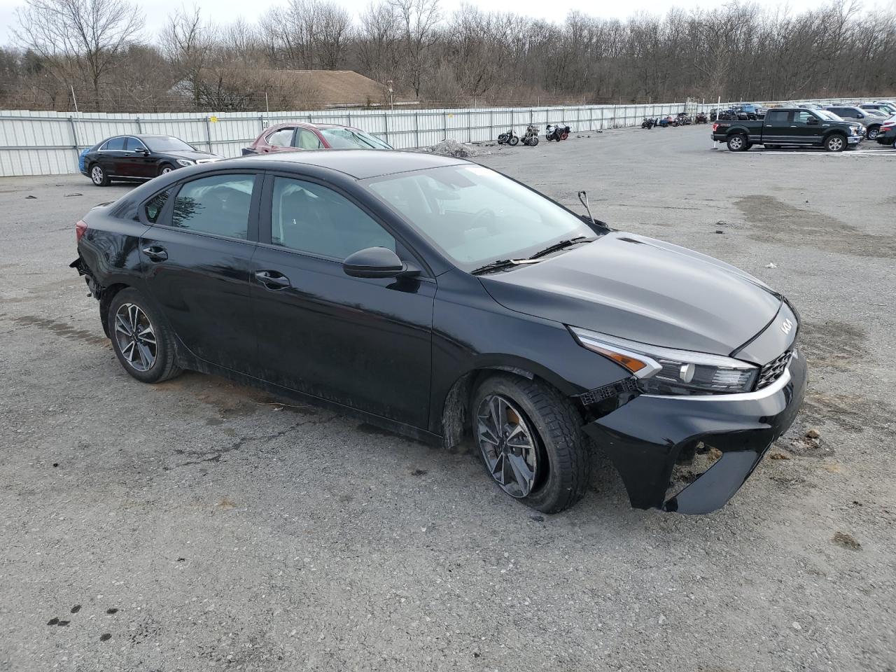 2023 Kia Forte - Image 4