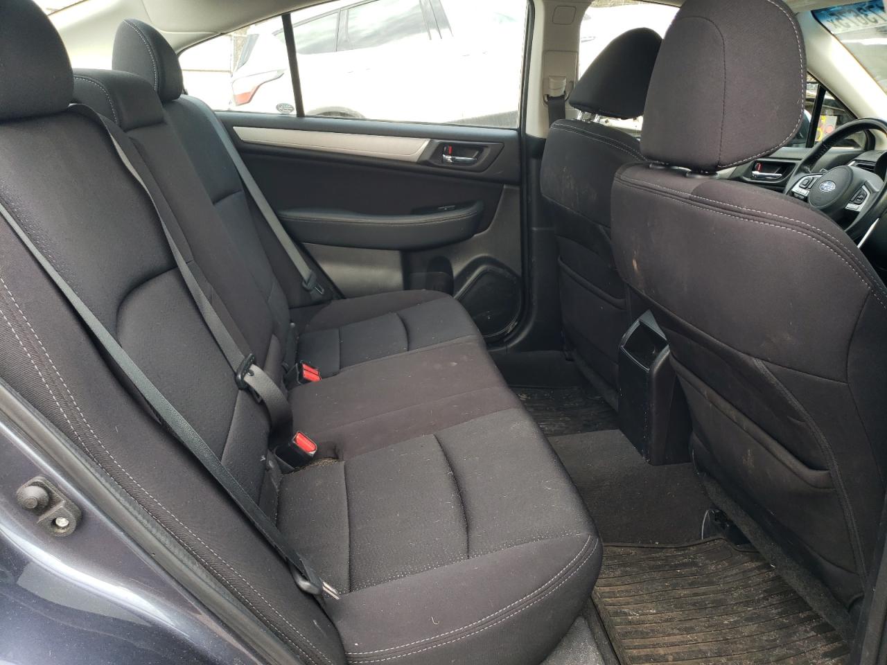 2016 Subaru Legacy - Image 10