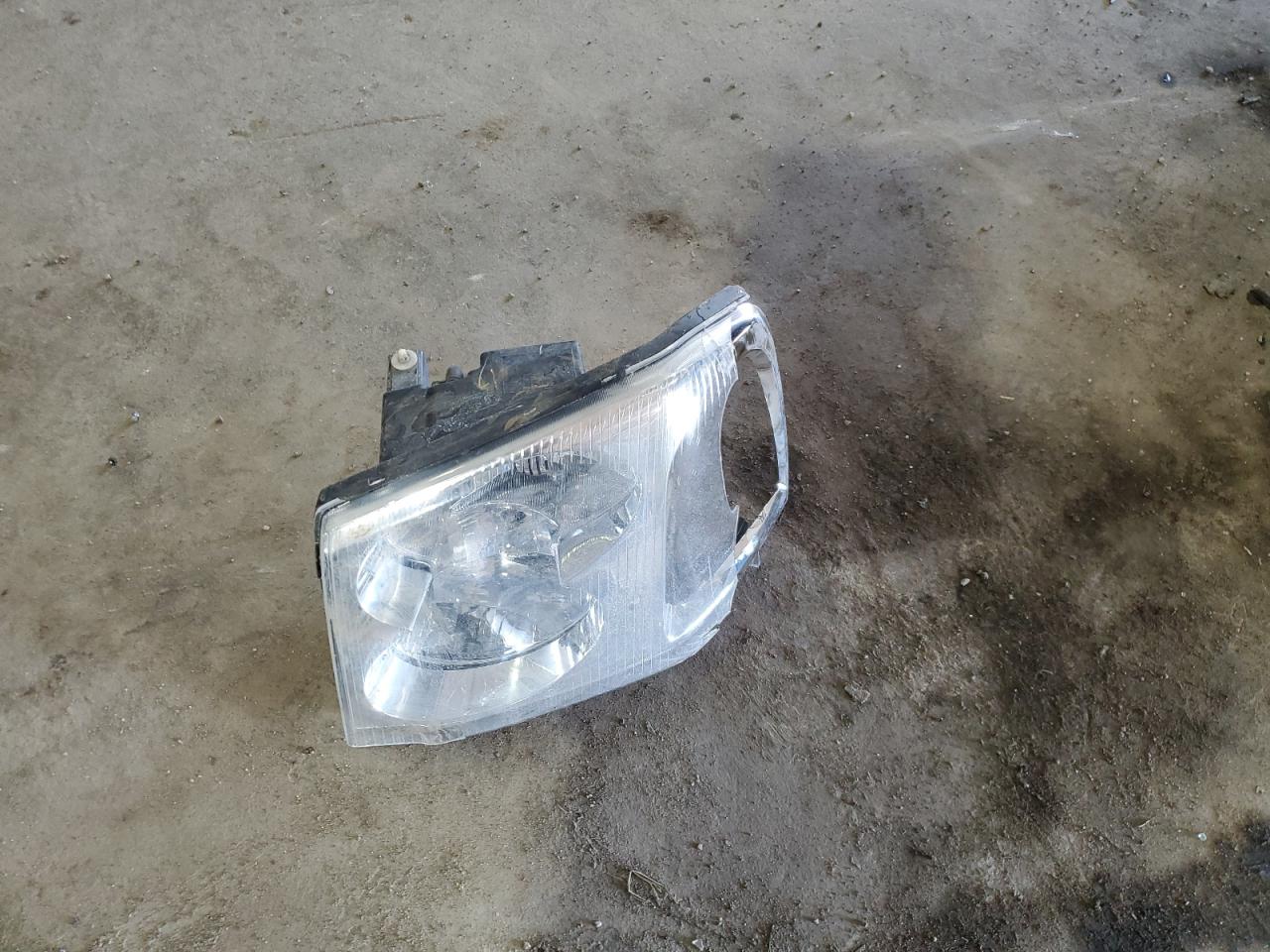2008 GMC Envoy - Image 13