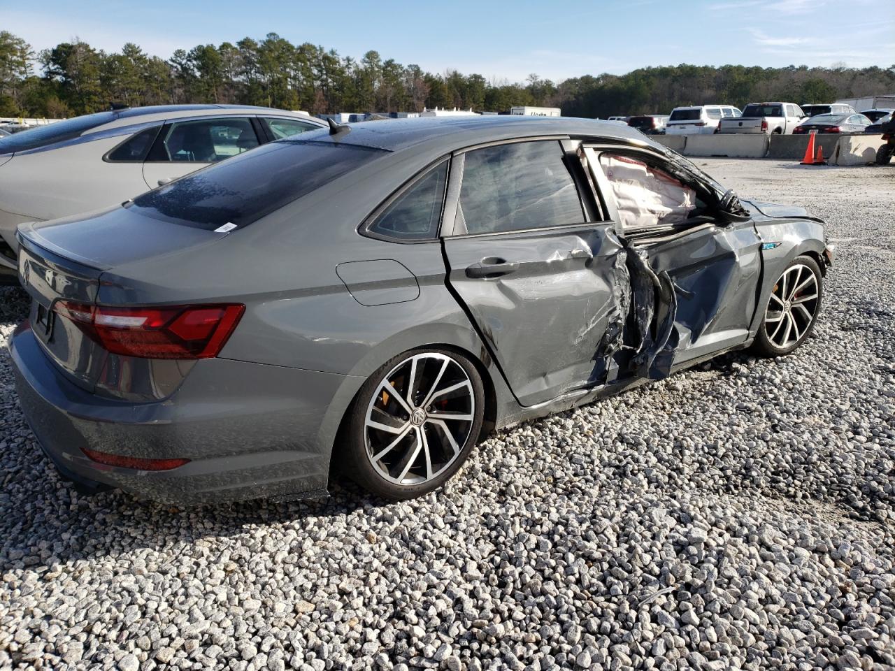 2021 Volkswagen Jetta - Image 3