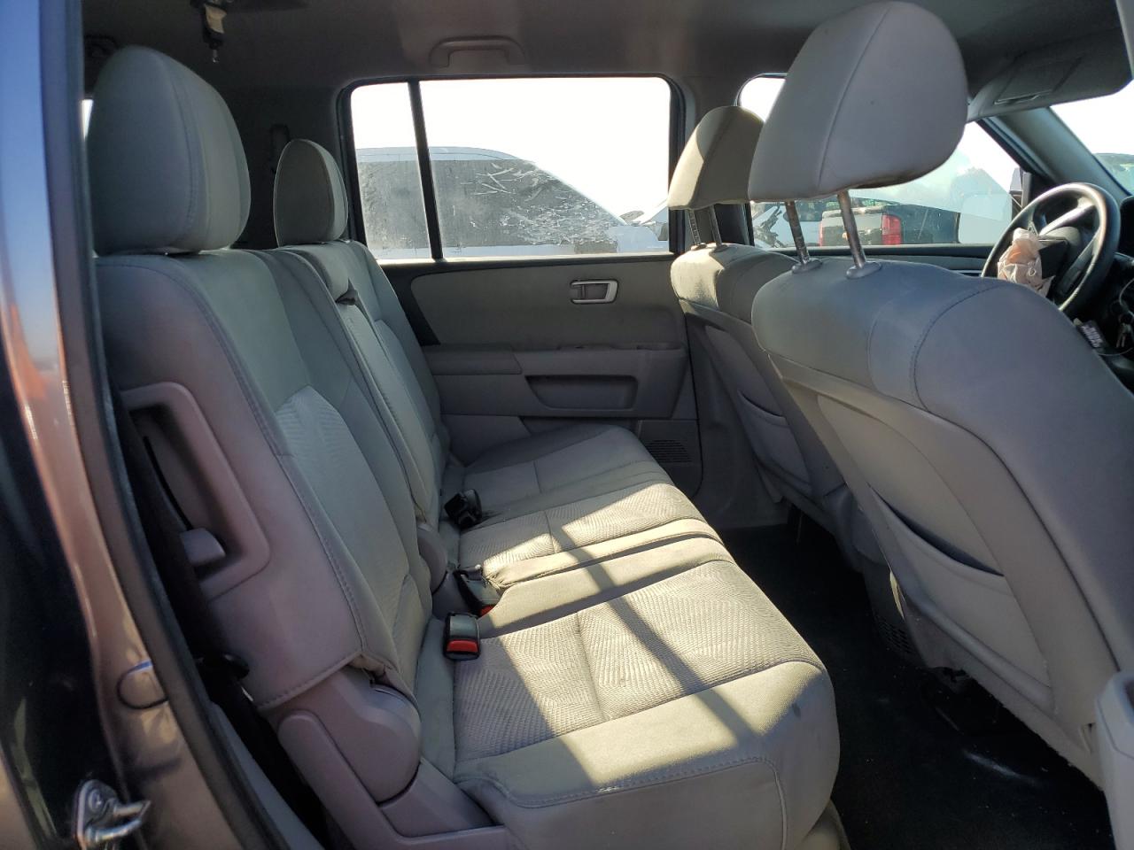 2014 Honda Pilot - Image 10
