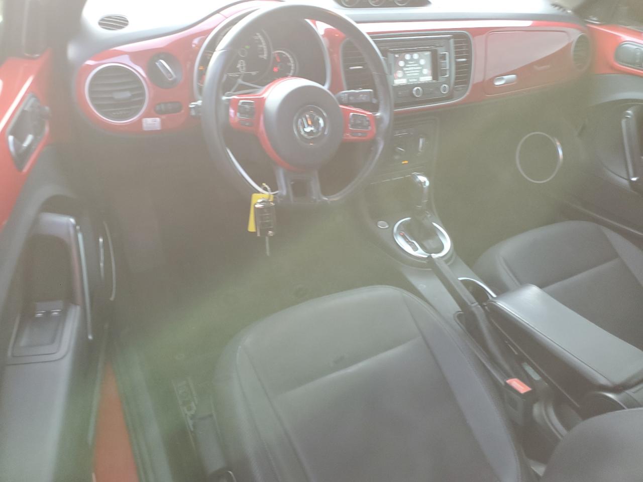 2014 Volkswagen Beetle - Image 8