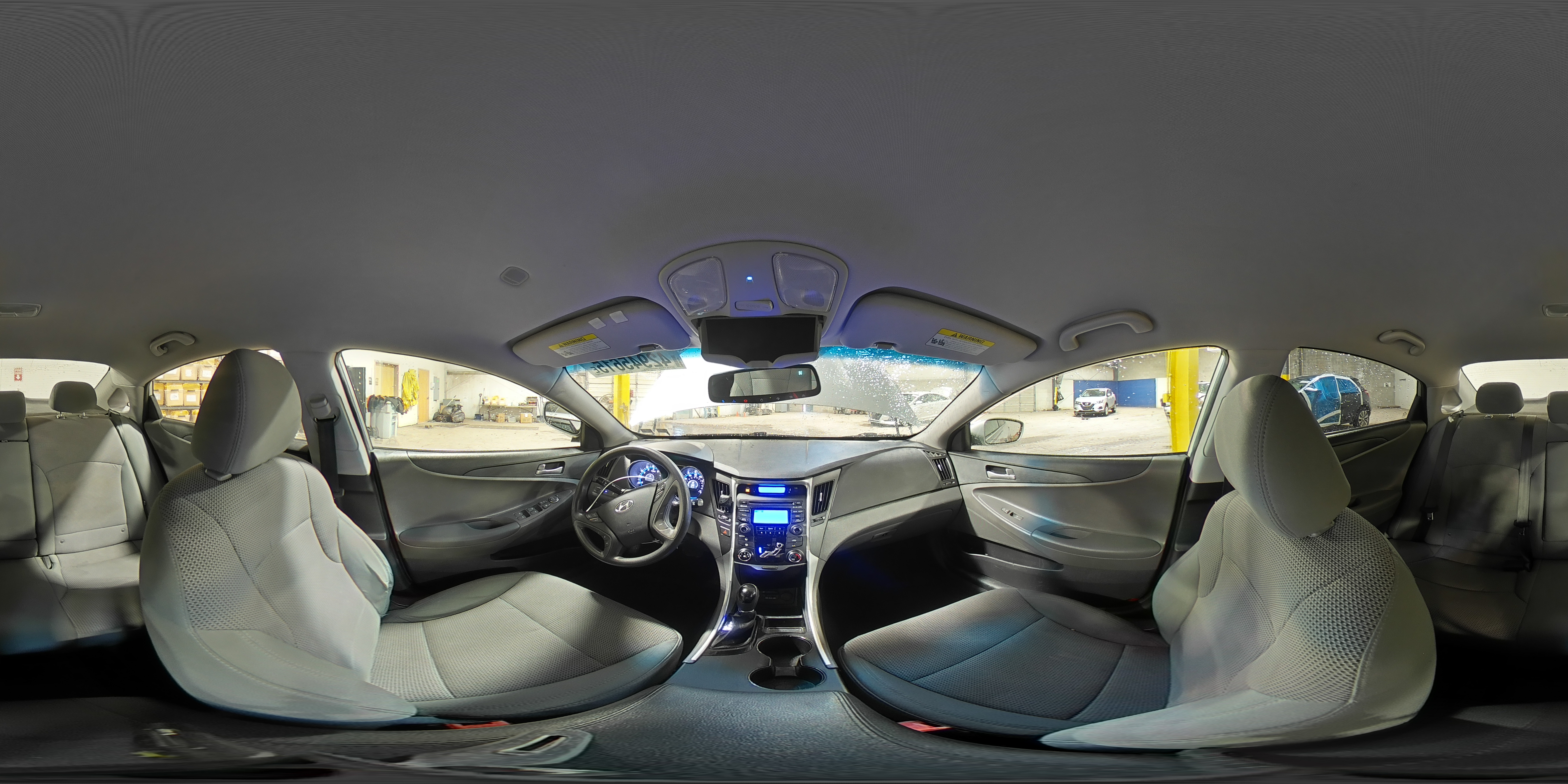 2013 Hyundai Sonata - Image 14