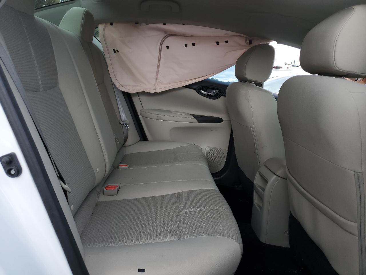 2017 Nissan Sentra - Image 10