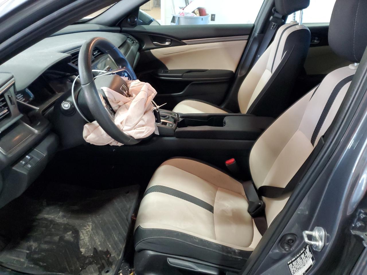 2018 Honda Civic - Image 7