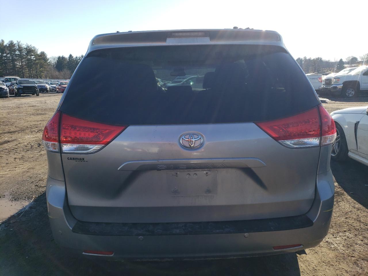 2013 Toyota Sienna - Image 6