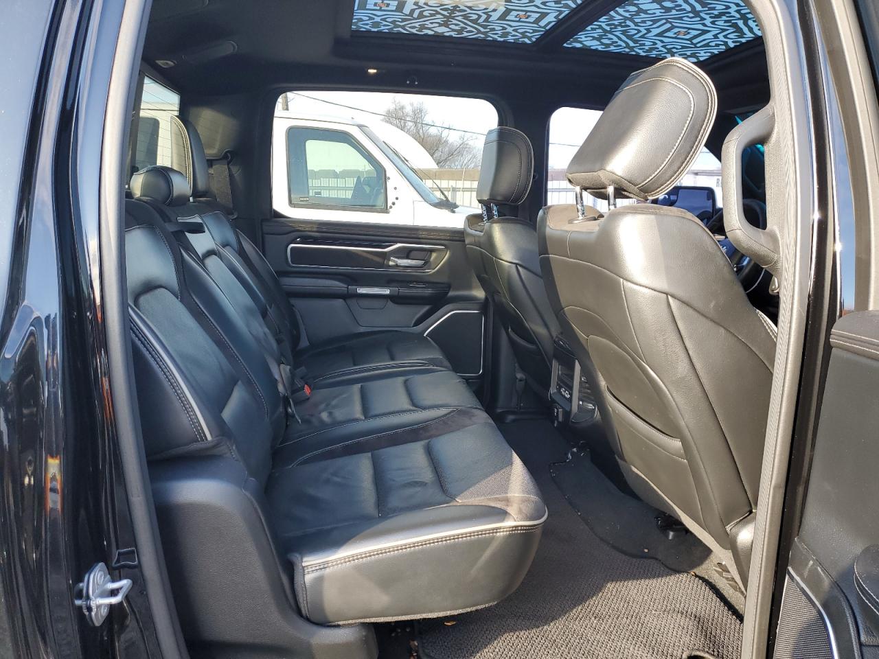 2019 RAM 1500 - Image 10