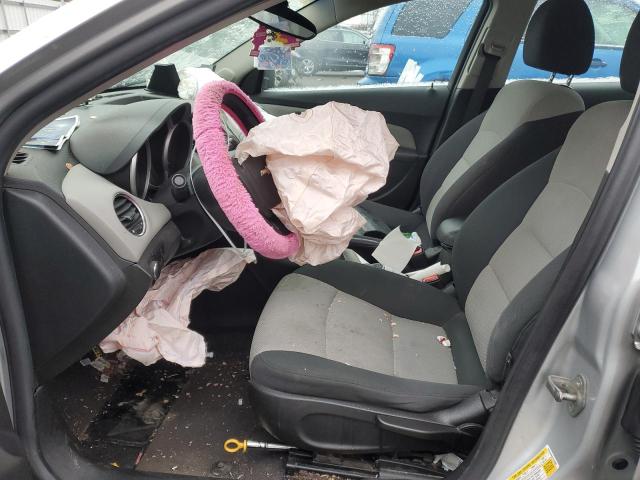 Седаны CHEVROLET CRUZE 2012 Серебристый