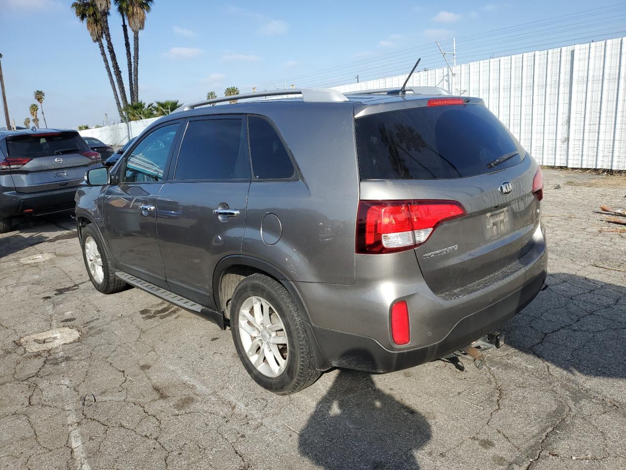 2015 Kia Sorento - Image 2