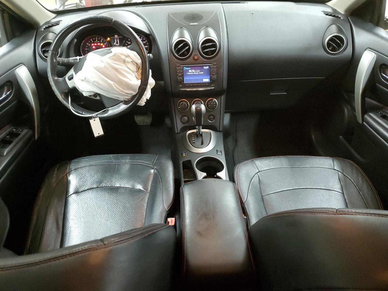 2011 Nissan Rogue - Image 8