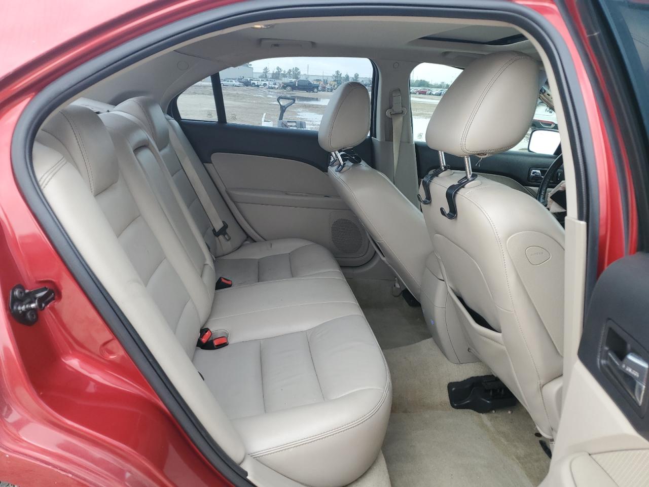 2009 Ford Fusion - Image 10