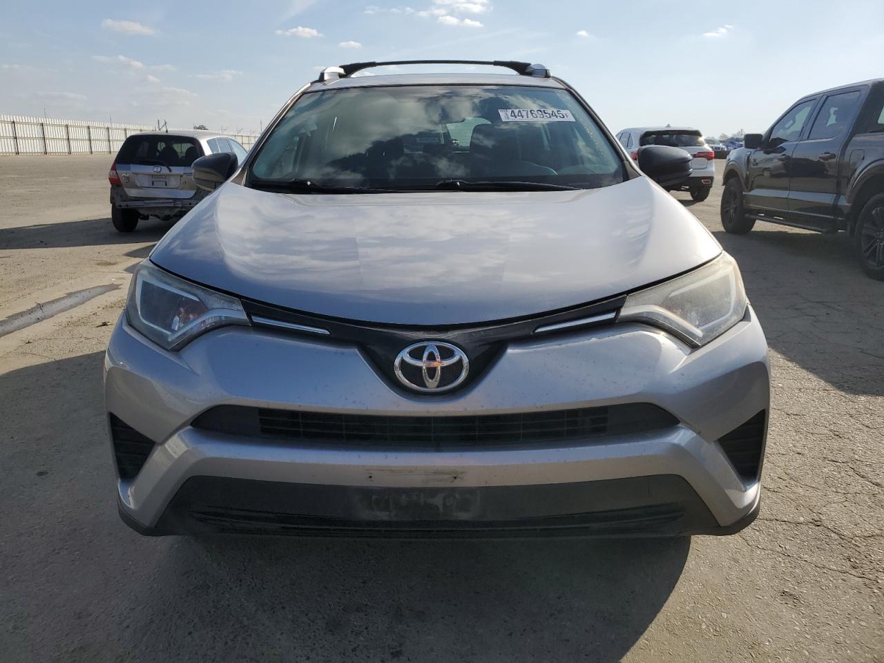 2016 Toyota RAV 4 - Image 5