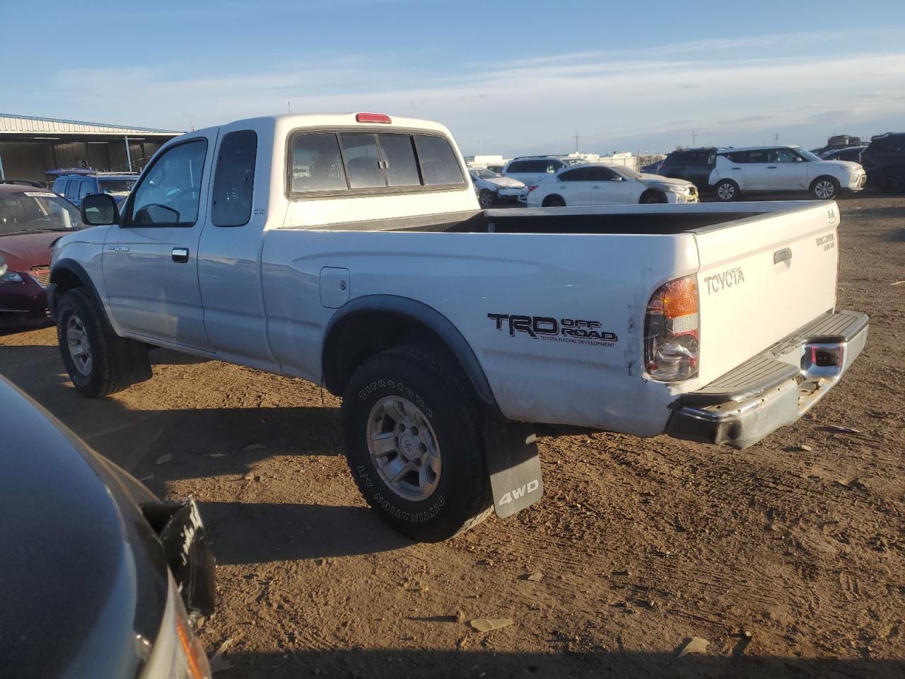 2000 Toyota Tacoma - Image 2
