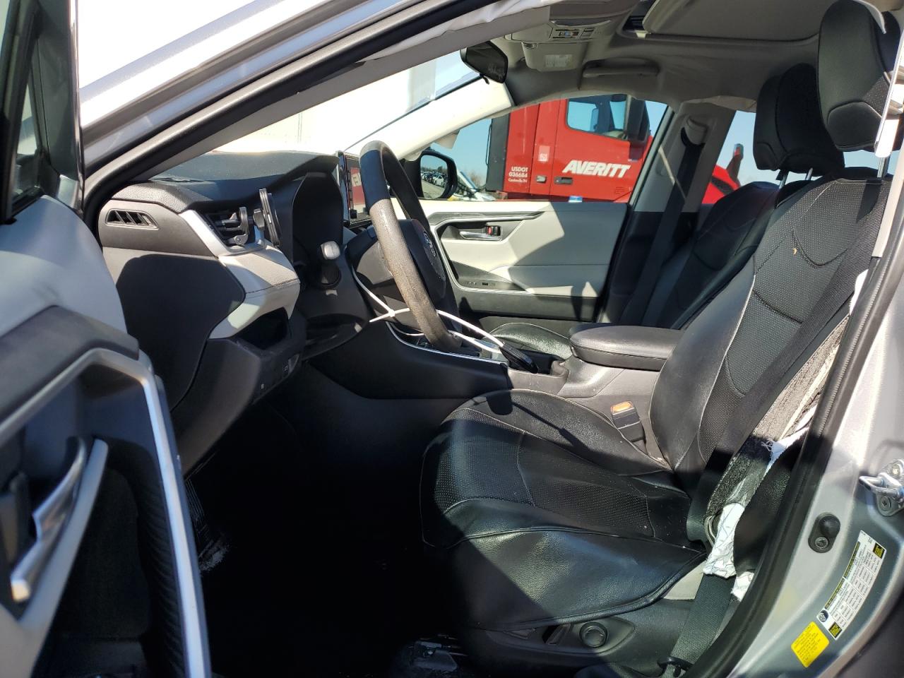 2021 Toyota RAV 4 - Image 7