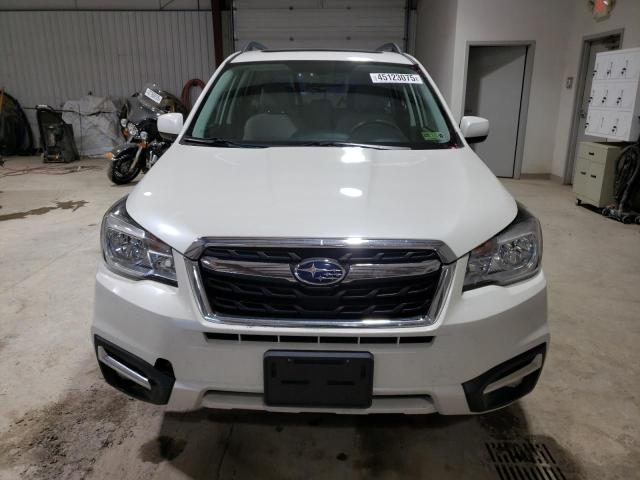  SUBARU FORESTER 2018 Белый