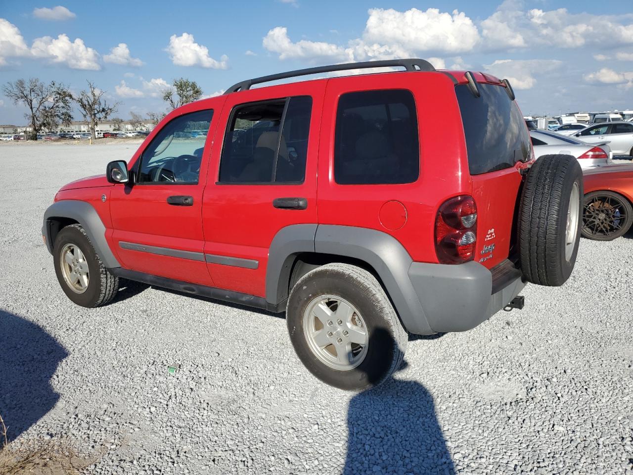 2005 Jeep Liberty (North America) - Image 2