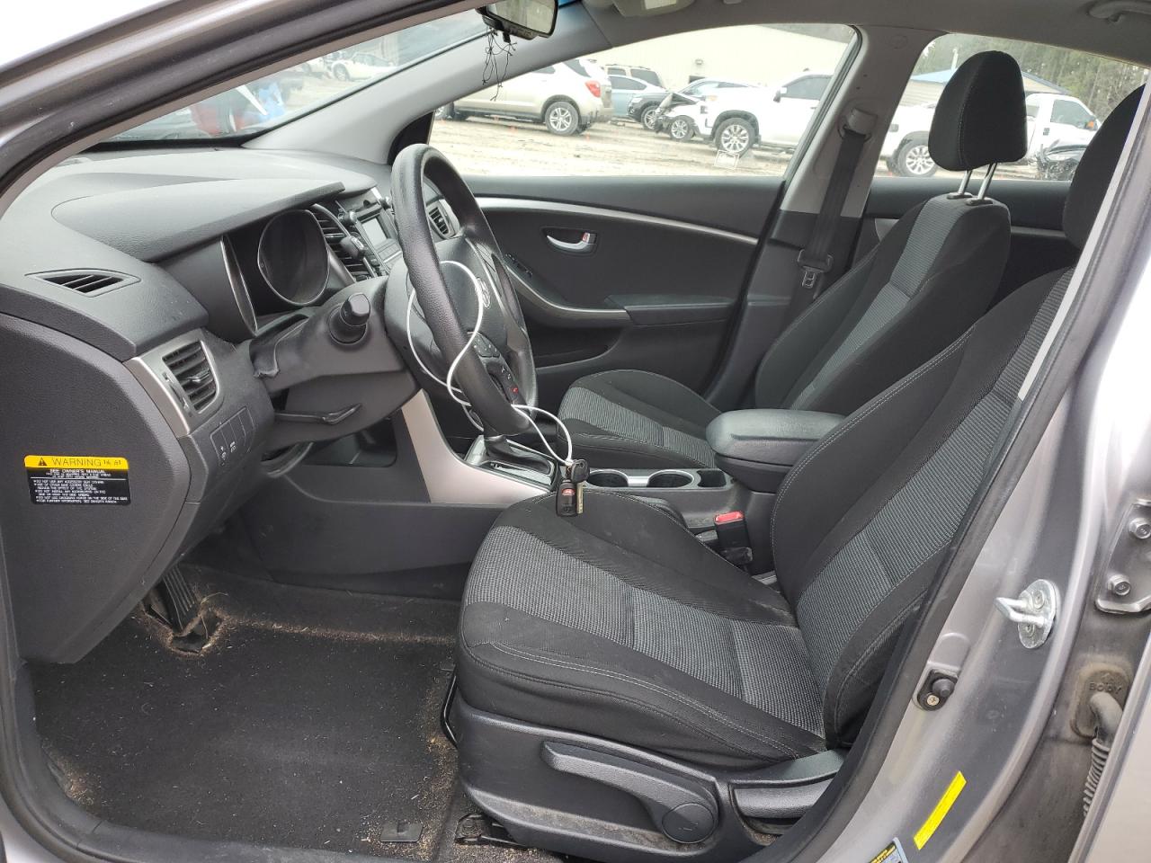 2013 Hyundai Elantra - Image 7