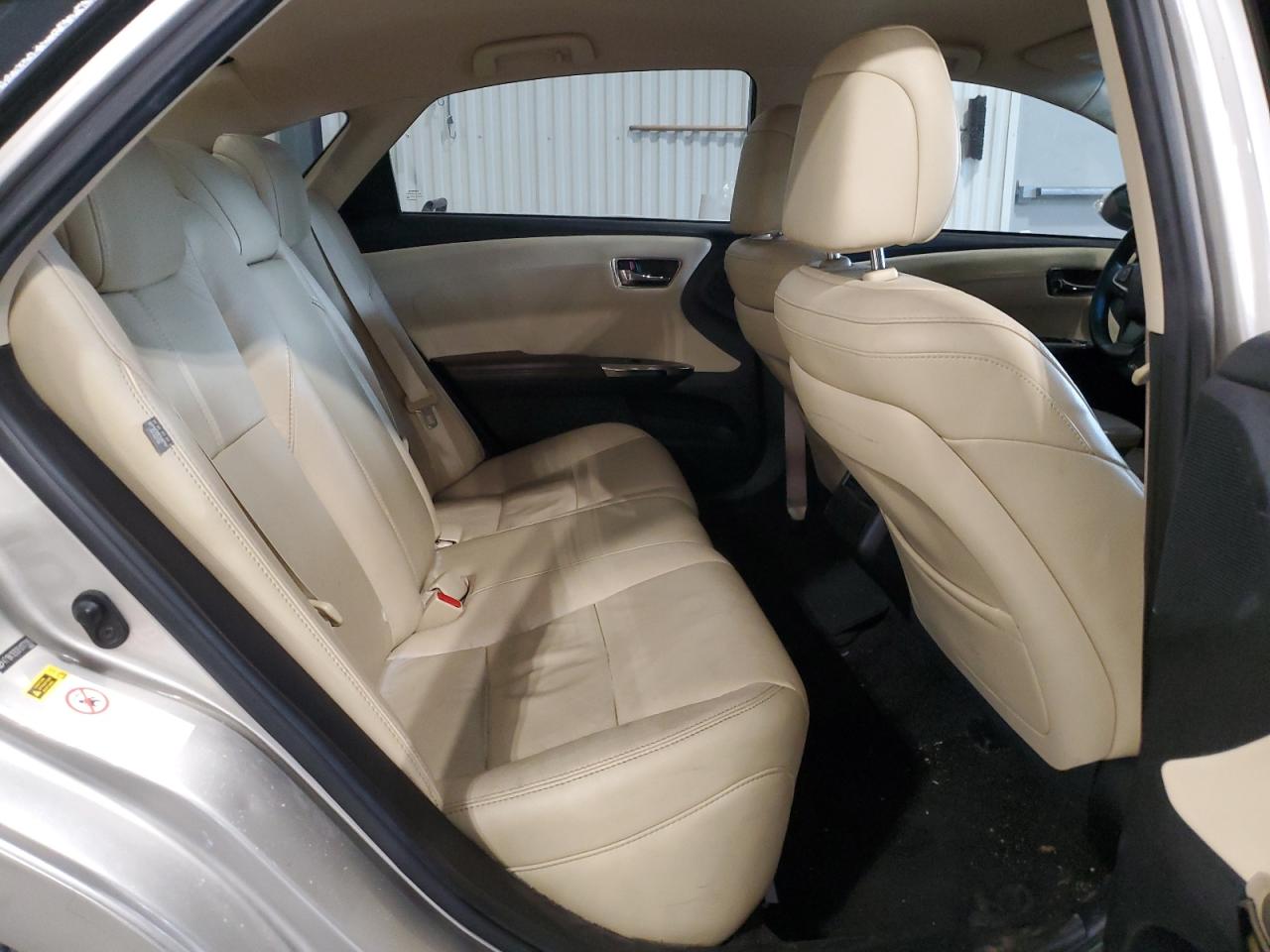2015 Toyota Avalon - Image 10