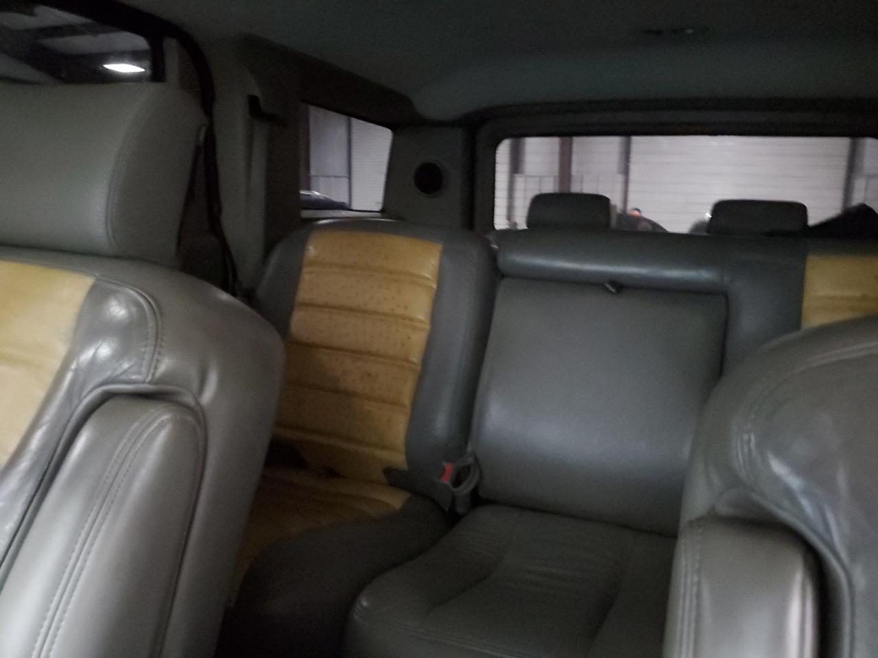 2003 Hummer H2 - Image 10