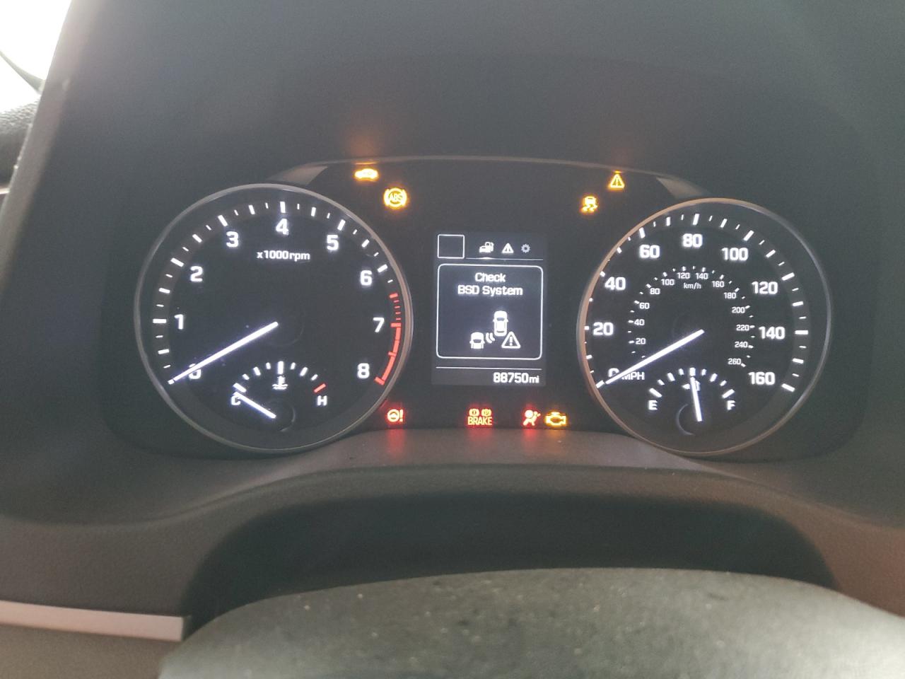 2018 Hyundai Elantra - Image 9