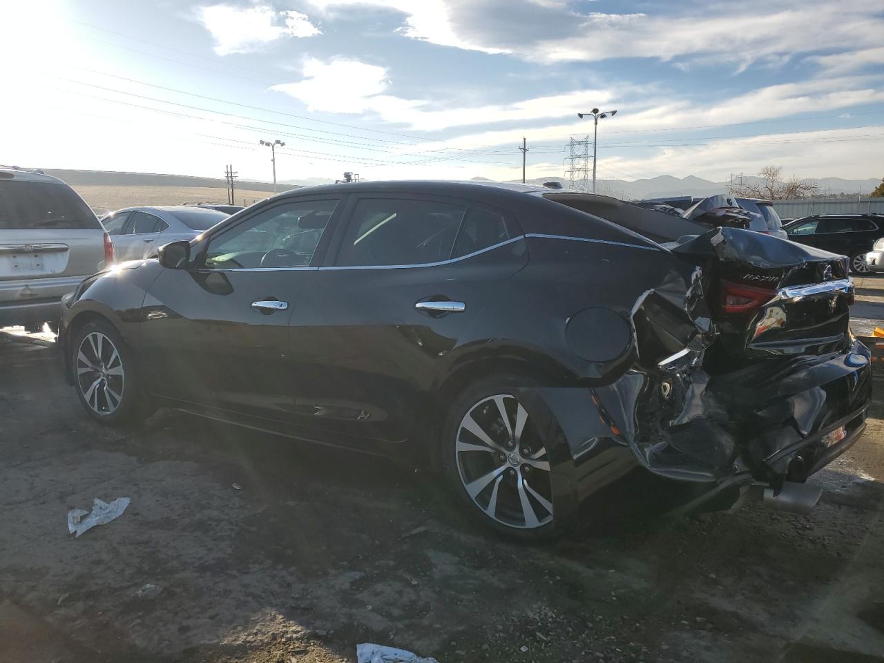 2018 Nissan Maxima - Image 2