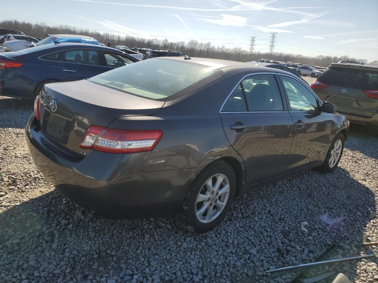 2011 Toyota Camry - Image 3