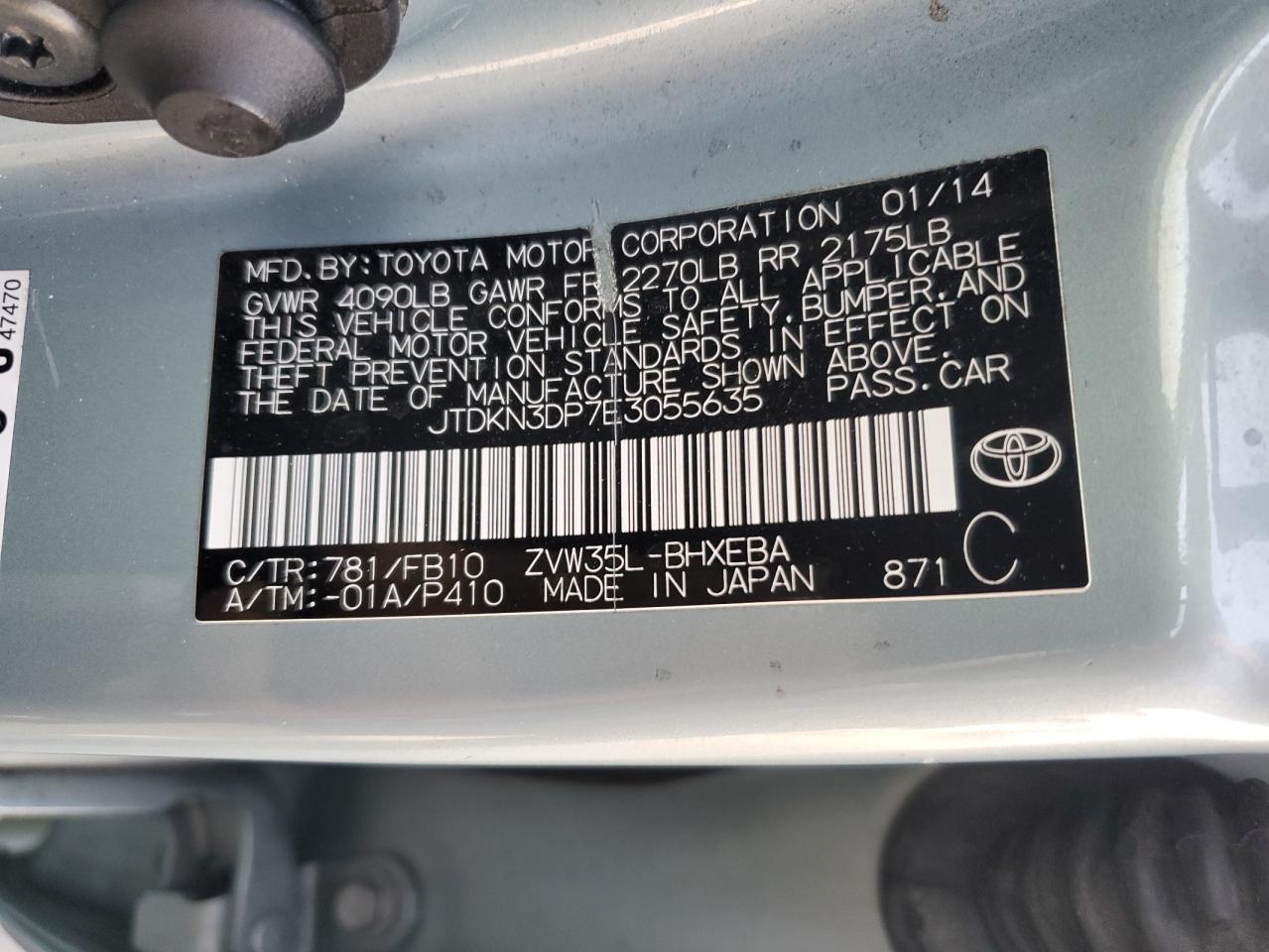 2014 Toyota Prius - Image 14