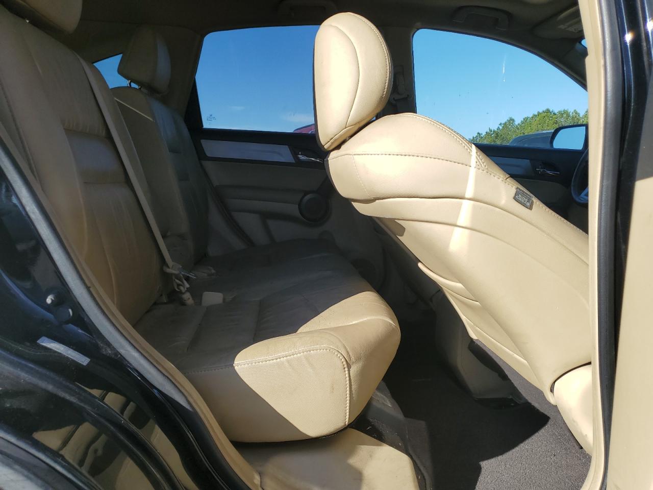 2011 Honda CR-V - Image 11