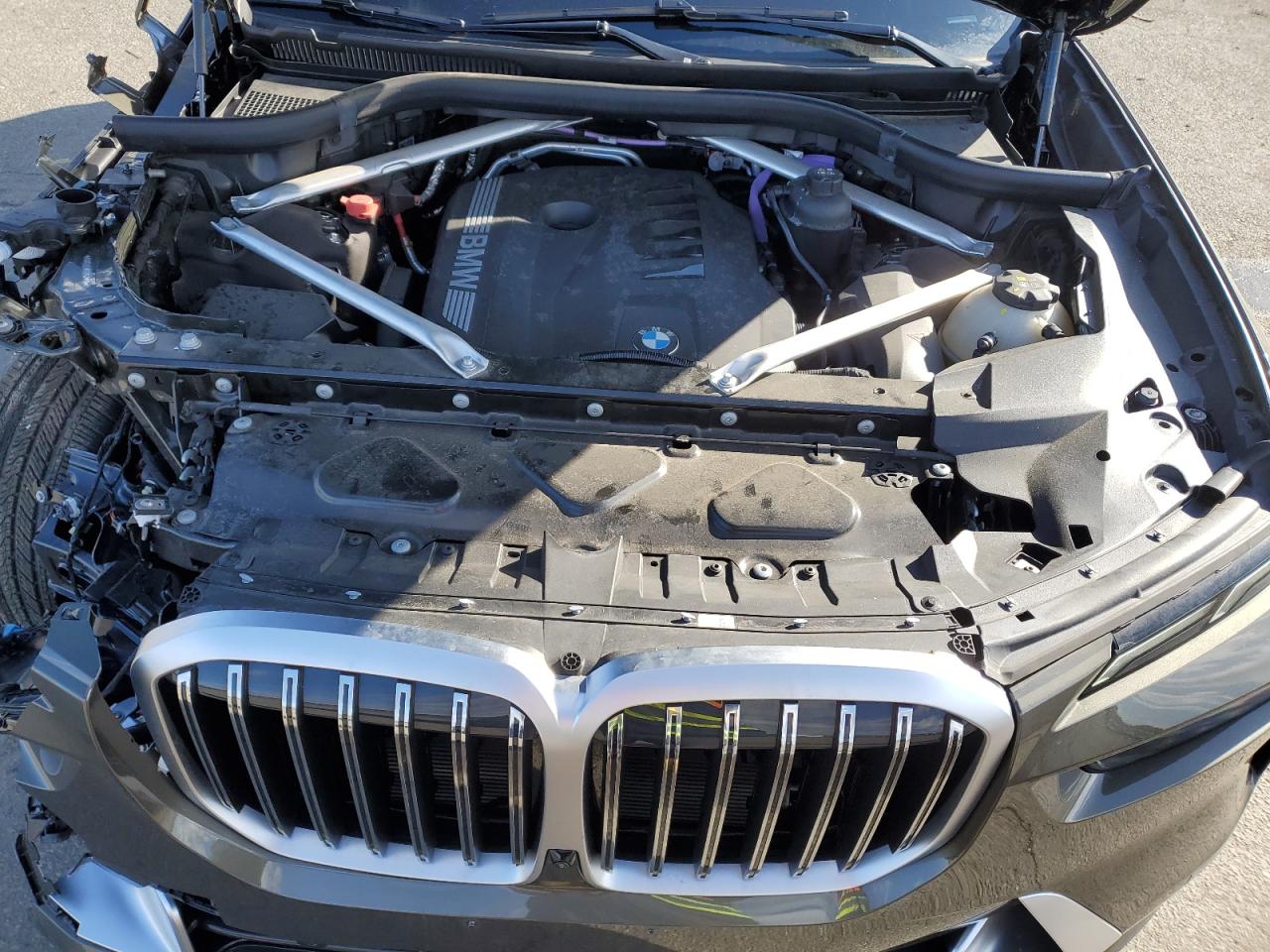 2024 BMW X7 - Image 12