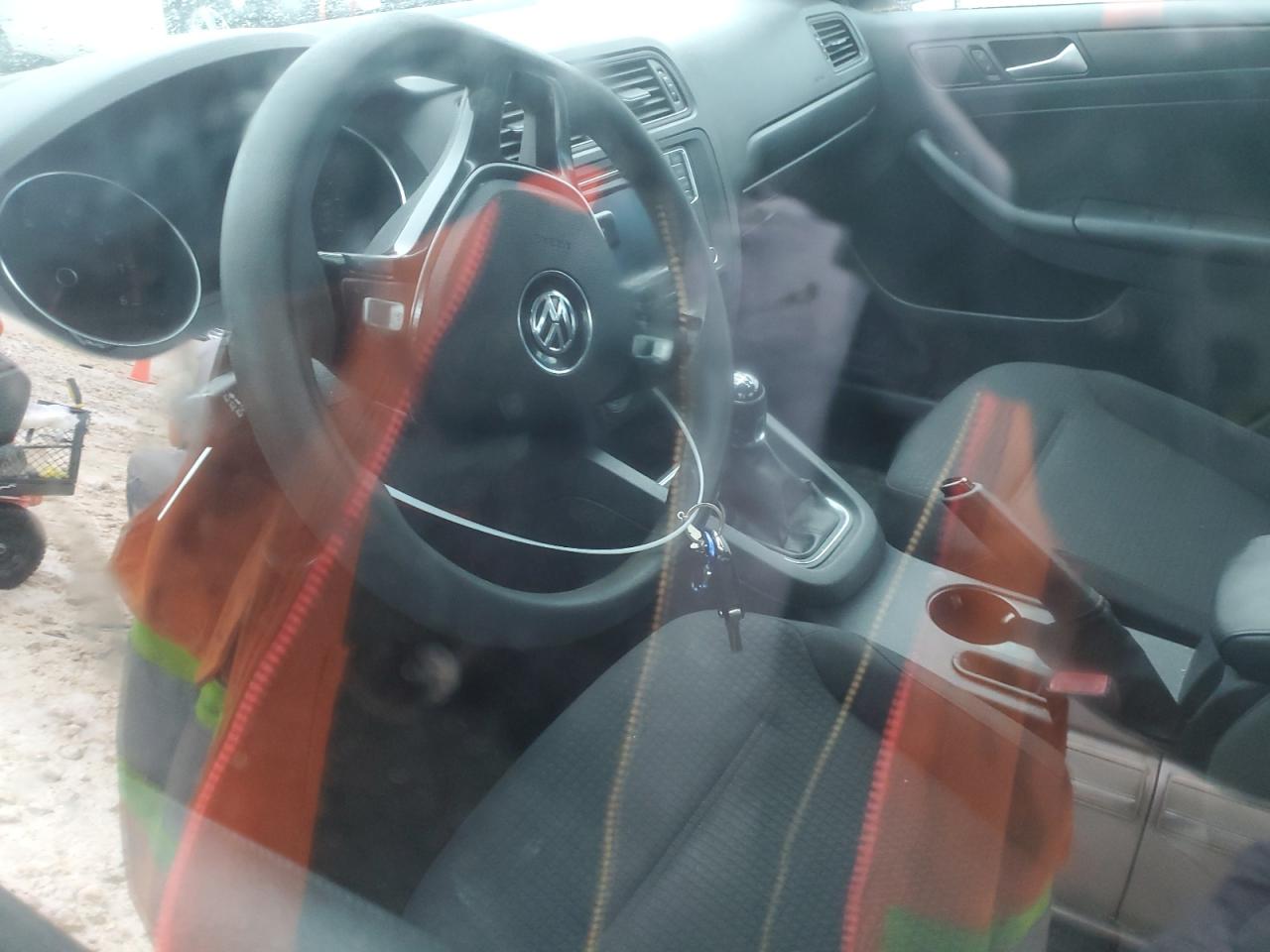 2016 Volkswagen Jetta - Image 7