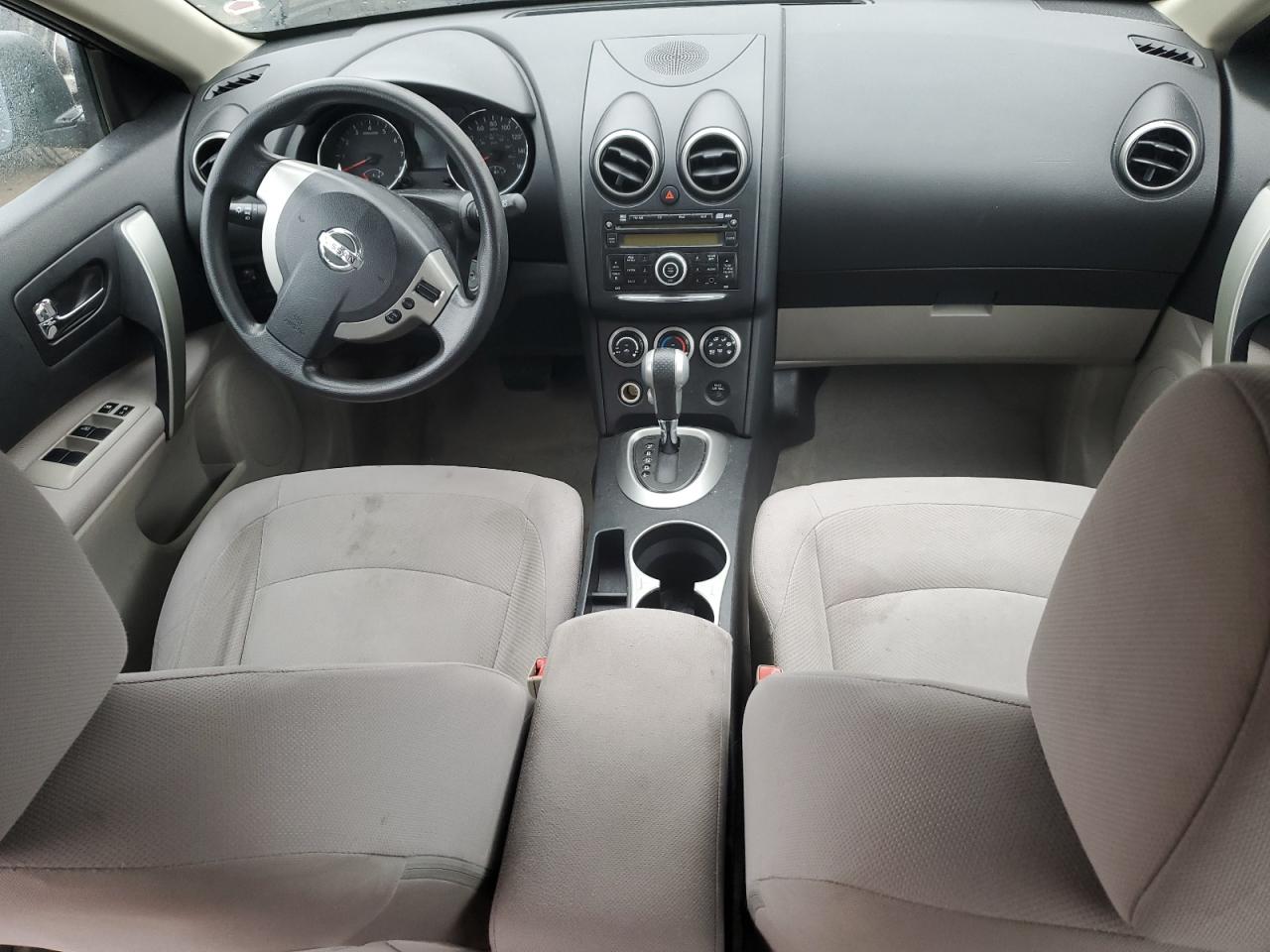 2011 Nissan Rogue - Image 8