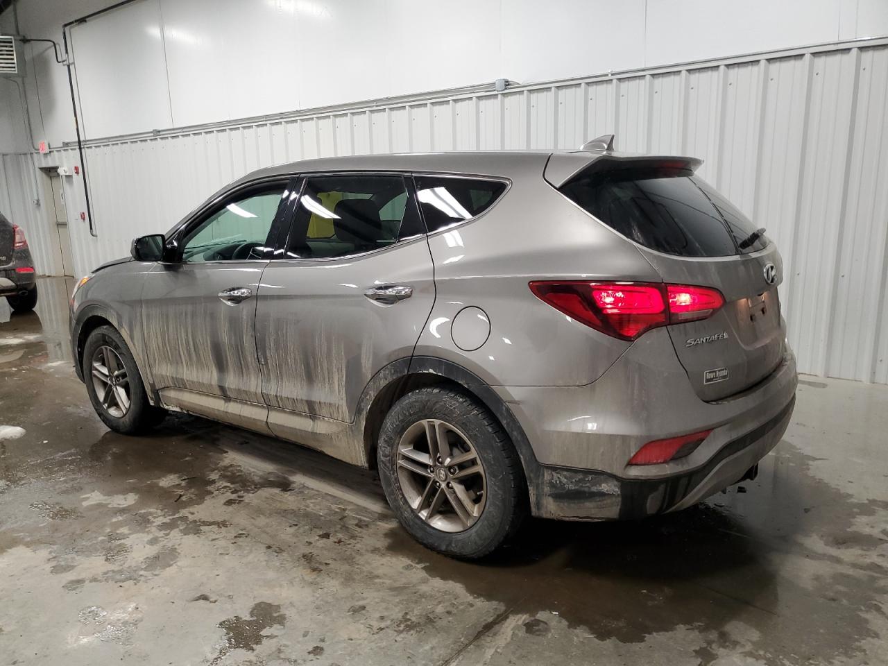 2017 Hyundai Santa Fe - Image 2