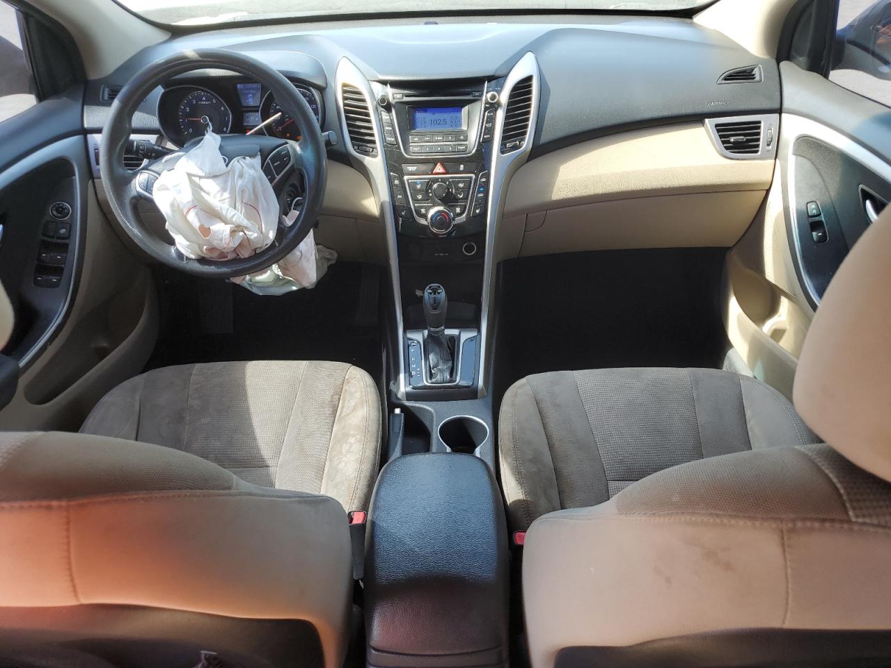 2013 Hyundai Elantra - Image 8
