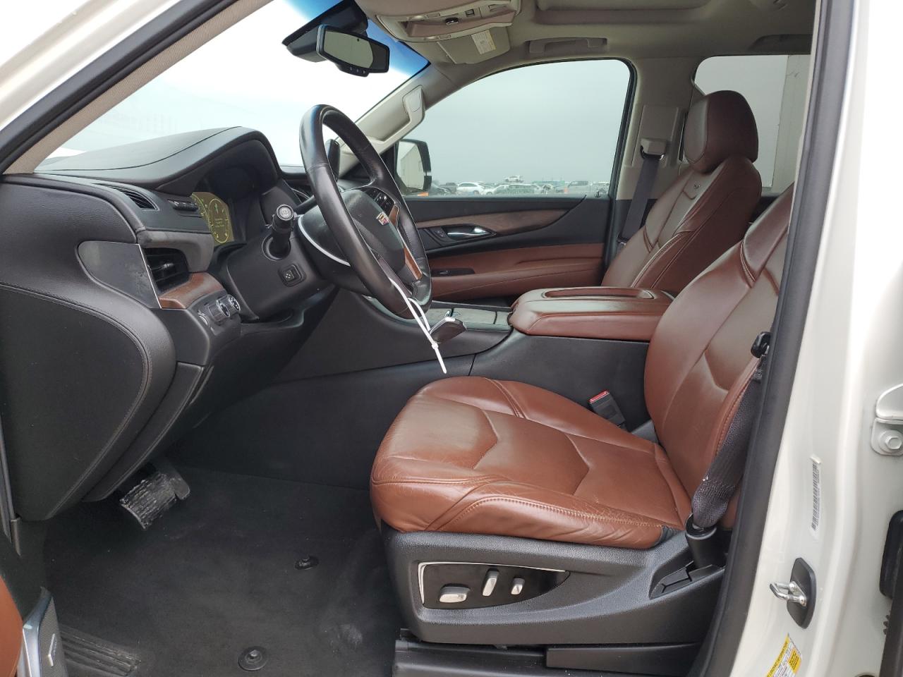 2015 Cadillac Escalade - Image 7