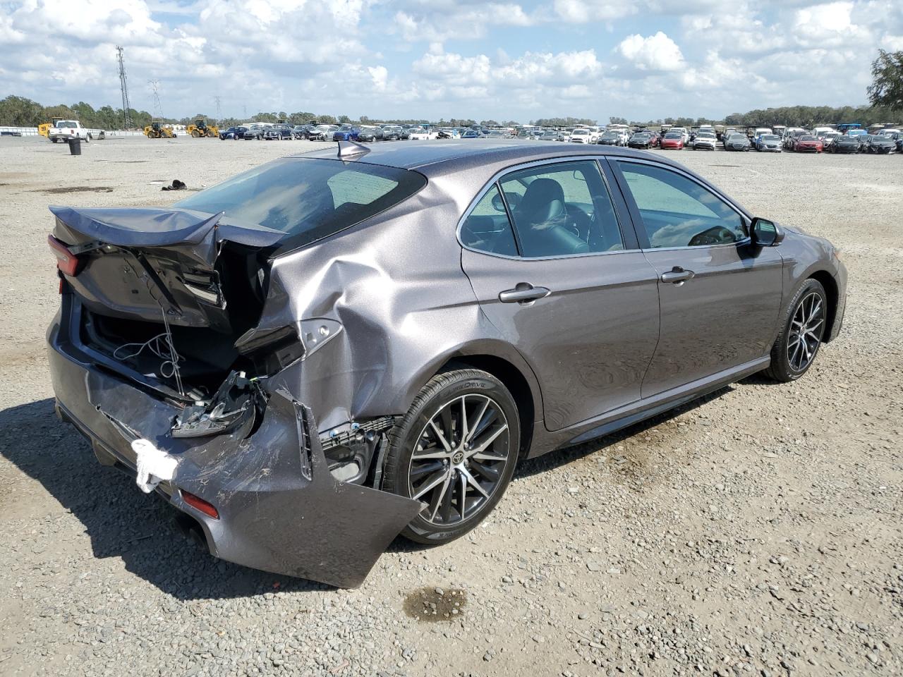 2022 Toyota Camry - Image 3
