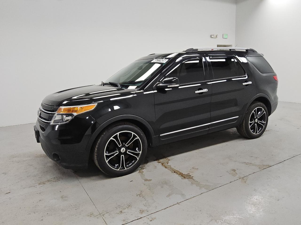 2015 Ford Explorer - Image 1