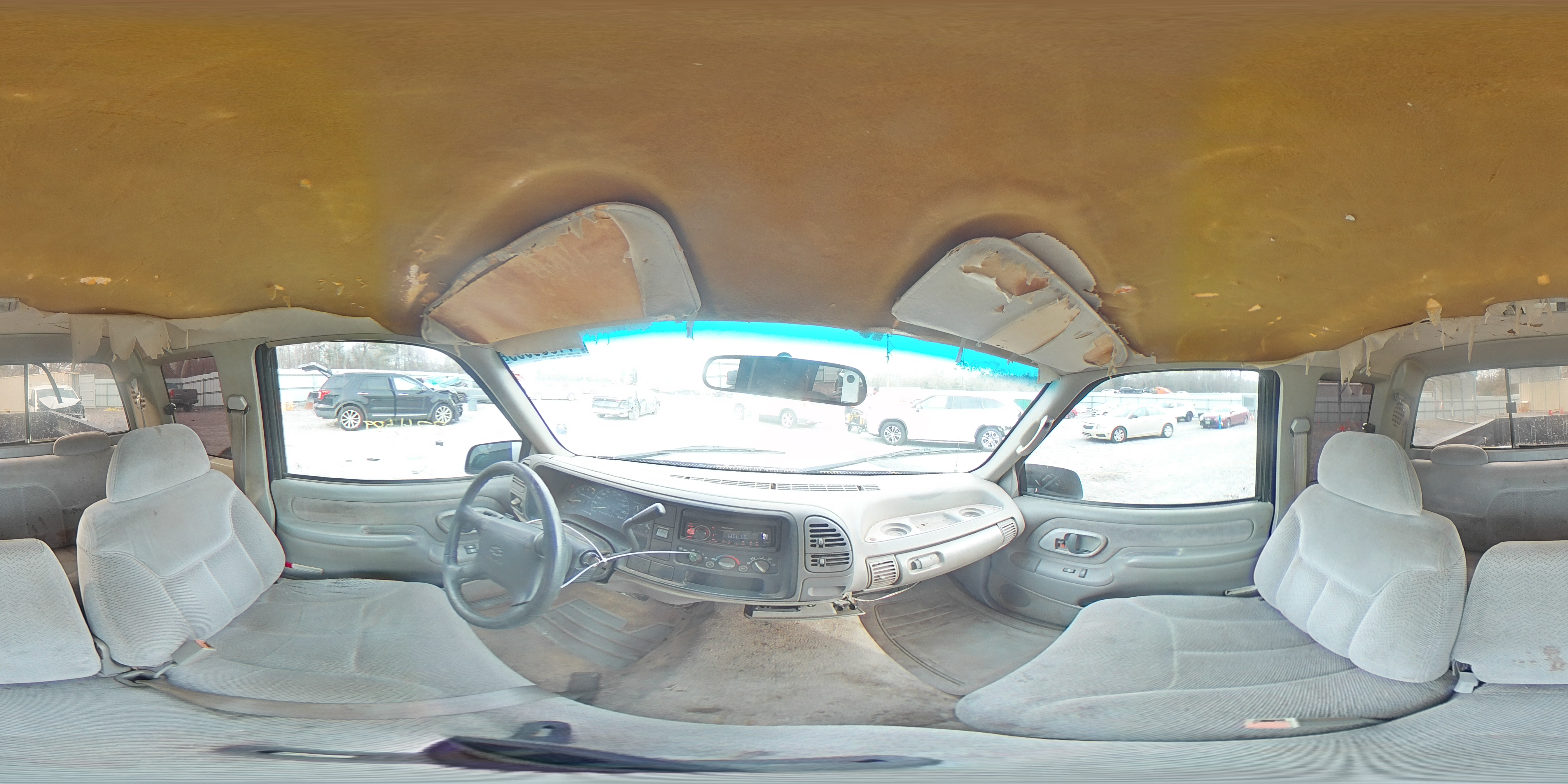 1995 Chevrolet GMT-400 - Image 13