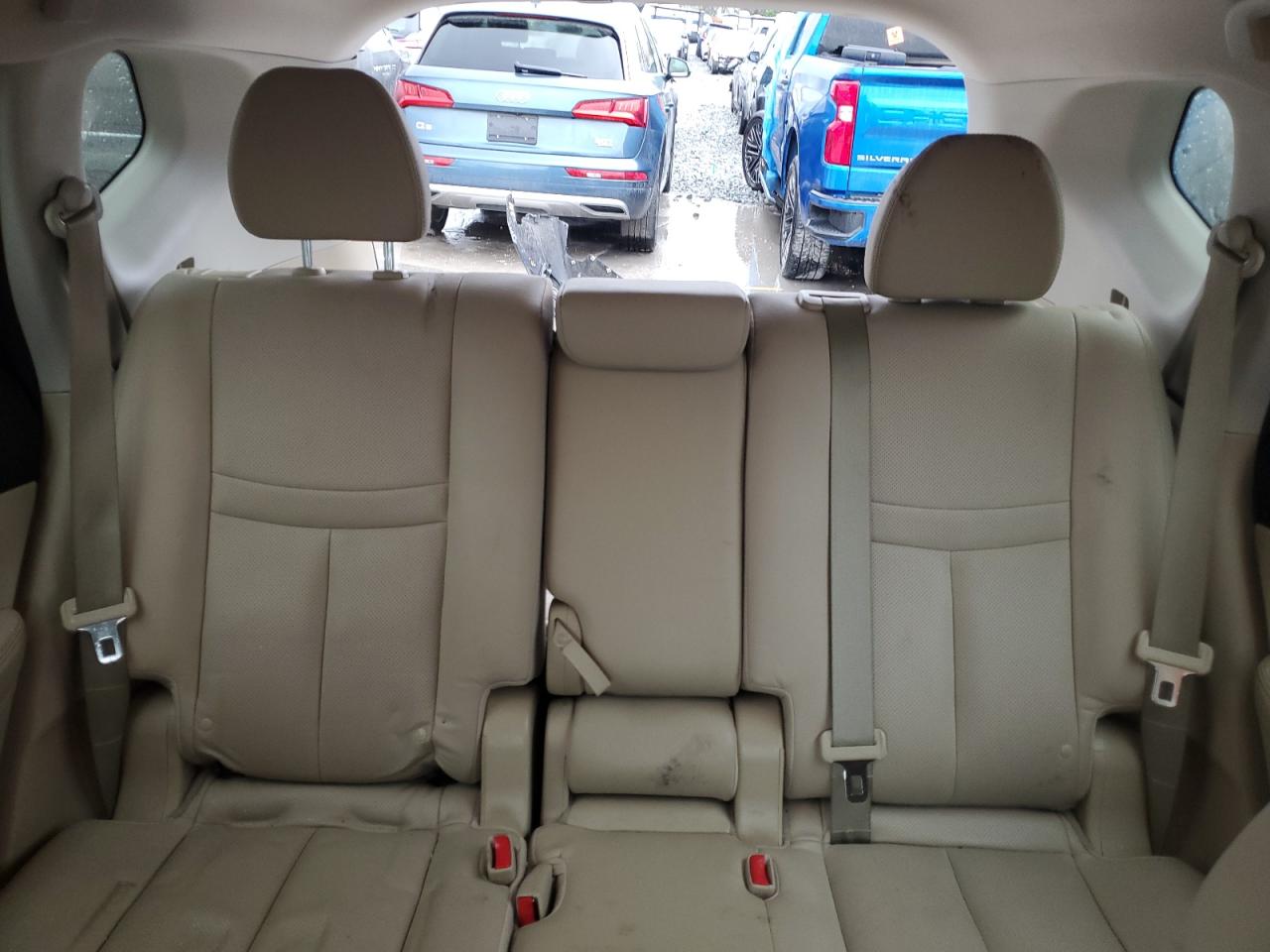 2015 Nissan Rogue - Image 10