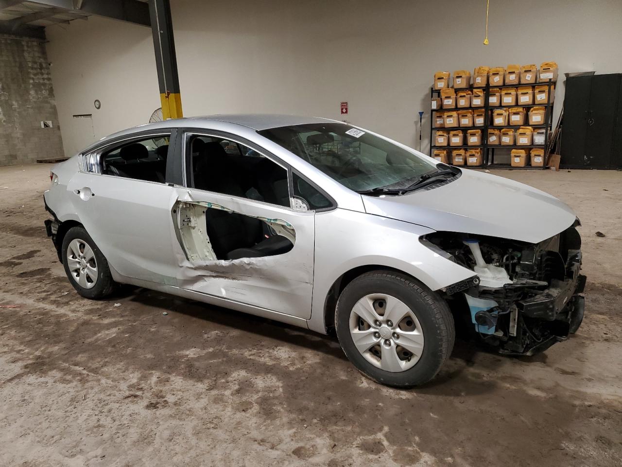 2016 Kia Forte - Image 4