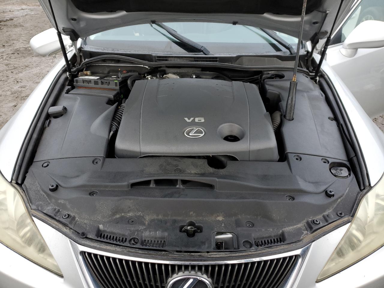 2006 Lexus IS - Image 11