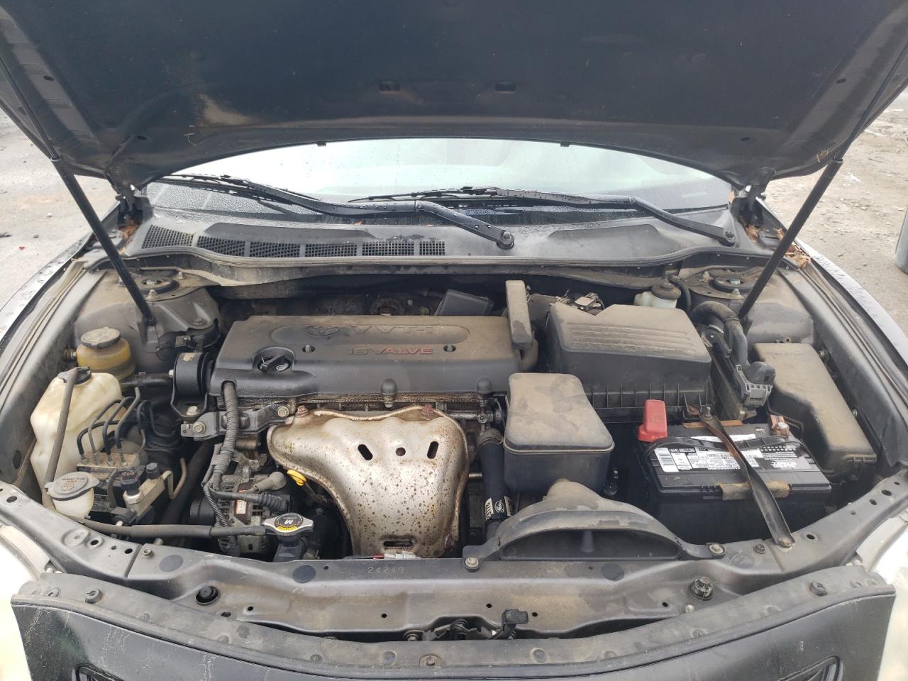 2009 Toyota Camry - Image 11
