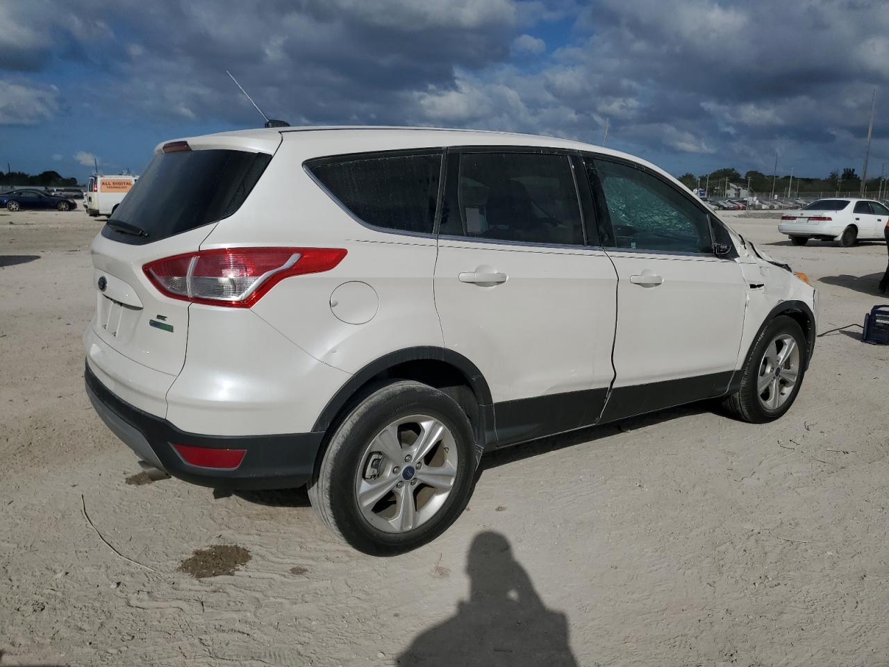 2014 Ford Escape - Image 4