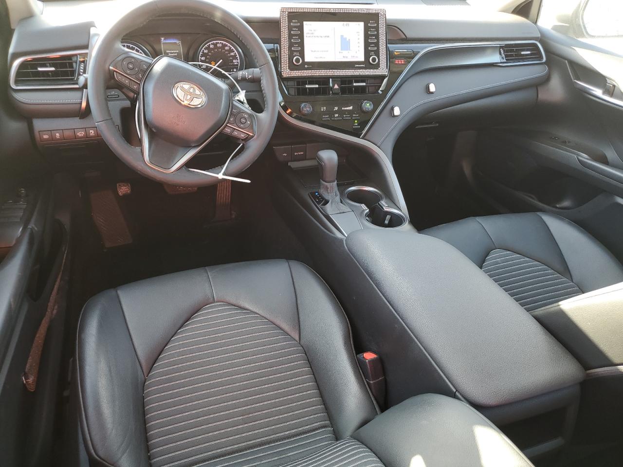 2021 Toyota Camry - Image 8