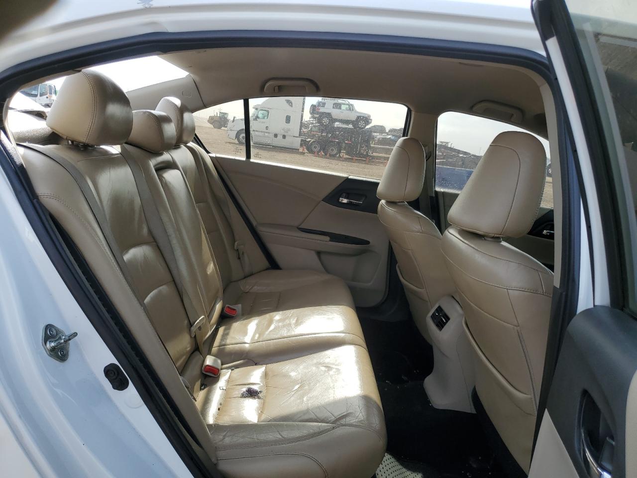 2015 Honda Accord - Image 10