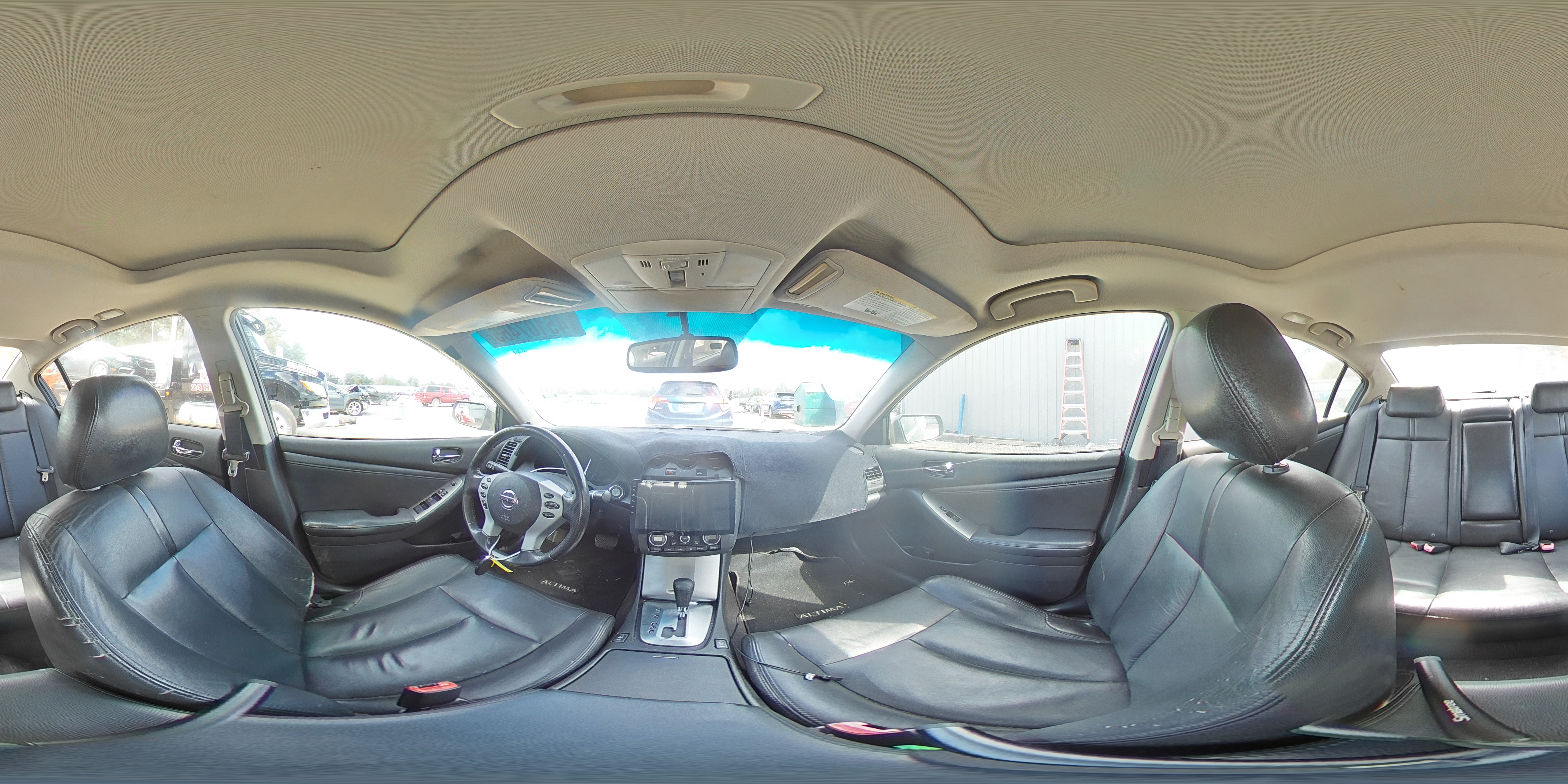 2009 Nissan Altima - Image 13